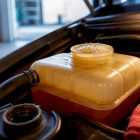 Bubbling coolant reservoir during engine inspection